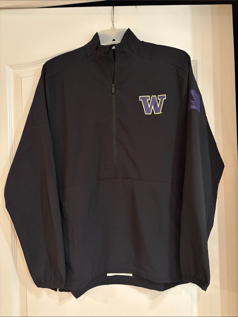 University of Washington Huskies Adidas Black Pullover with Purple and Gold 'W'
